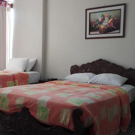 לינה וארוחת בוקר טרוחיו Residencial El Sol De Los Pinos מראה חיצוני תמונה