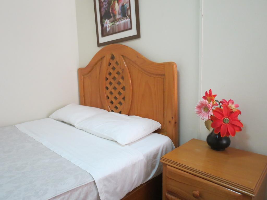 לינה וארוחת בוקר טרוחיו Residencial El Sol De Los Pinos מראה חיצוני תמונה