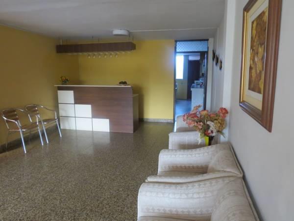 לינה וארוחת בוקר טרוחיו Residencial El Sol De Los Pinos מראה חיצוני תמונה