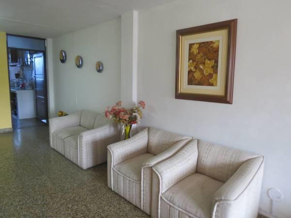 לינה וארוחת בוקר טרוחיו Residencial El Sol De Los Pinos מראה חיצוני תמונה