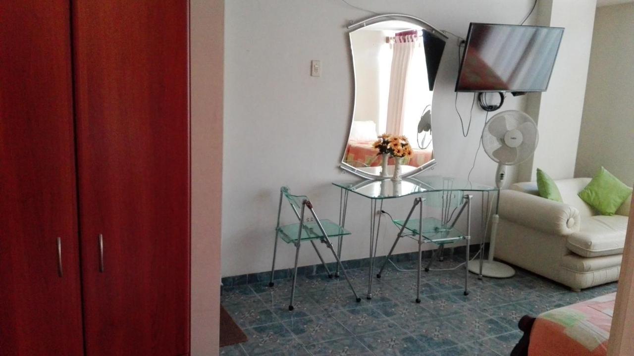 לינה וארוחת בוקר טרוחיו Residencial El Sol De Los Pinos מראה חיצוני תמונה